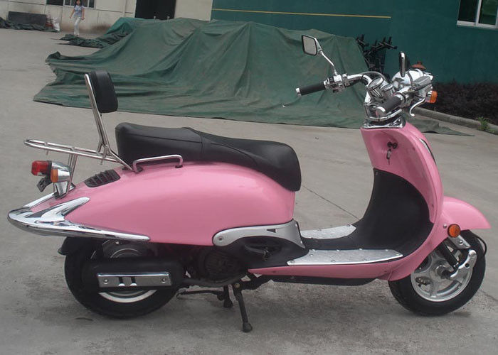 Le motocross 50cc adulte de couleur rose fait du vélo 2 mini vélos de rue de sièges pour Madame
