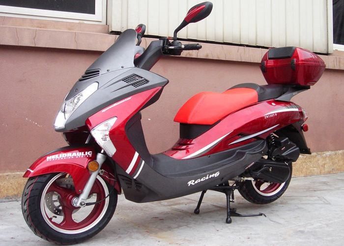 V scooter de gaz du phare 150cc de style, scooters alimentés au gaz avec 2 miroirs de vue arrière