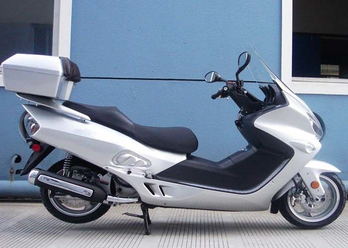 Consommation pétrolière du scooter 4,4 adultes de réservoir du scooteur 14L 150cc de circuit d'allumage de TCI