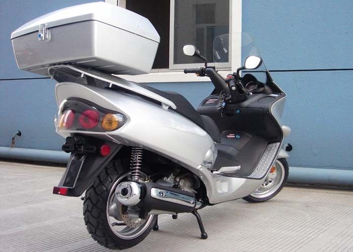 Consommation pétrolière du scooter 4,4 adultes de réservoir du scooteur 14L 150cc de circuit d'allumage de TCI