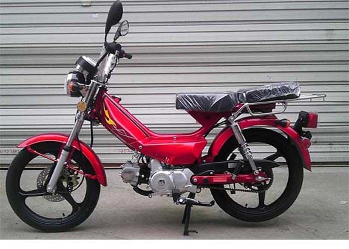Vrai mini scooteur en cuir de deux Seat, petit vélo à faible bruit de la saleté 50cc