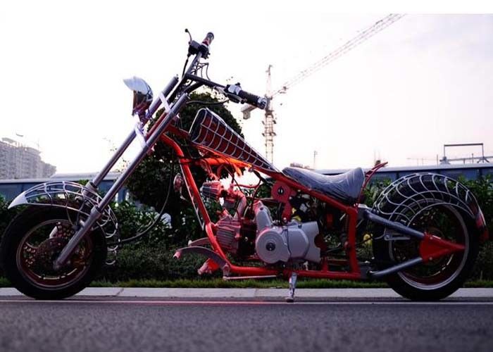 Moto juridique de rue du style 50cc de Spiderman, réservoir fait sur commande de la batterie 3L des couperets 12V de Harley