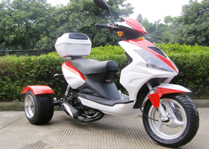 3 scooter de la roue 50cc avec la boîte arrière, moto de 3 rouleurs avec la grande lumière principale