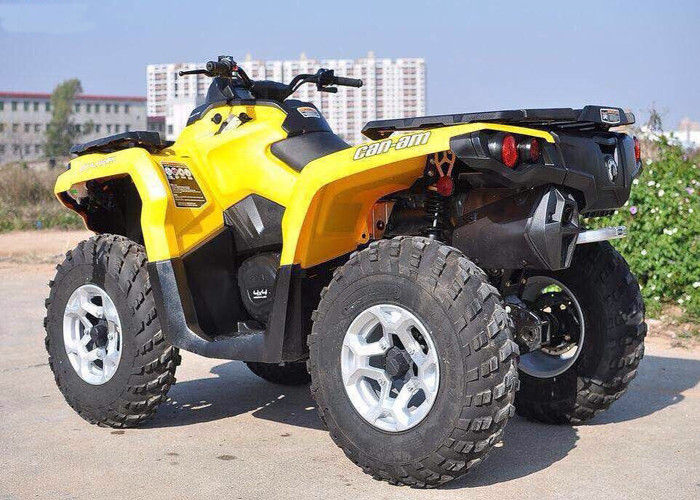 1000cc peut les véhicules utilitaires Atv avec V - SOHC réfrigéré par un liquide jumeau 8 de style d'AM - valve