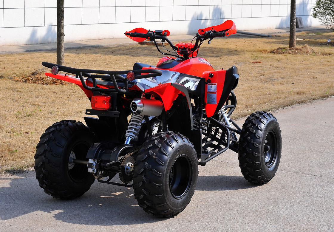 Un véhicules utilitaires de emballage d'Atv du rouge 4 x 4 de la jeunesse ATV 200CC de Seat côte à côte