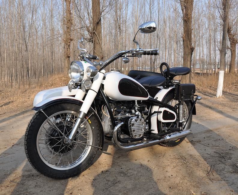 Les motos haute puissance du style 750cc de Changjiang doublent la moto de moteur avec 3 sièges