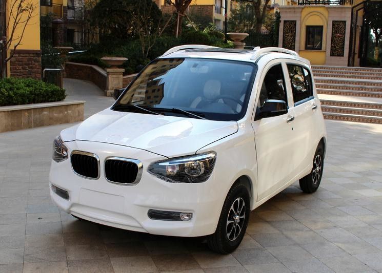 chariots de golf 6000w électriques avec le PVC de radio de MP3 de radiateur de style de BMW de 5 sièges des portes 4