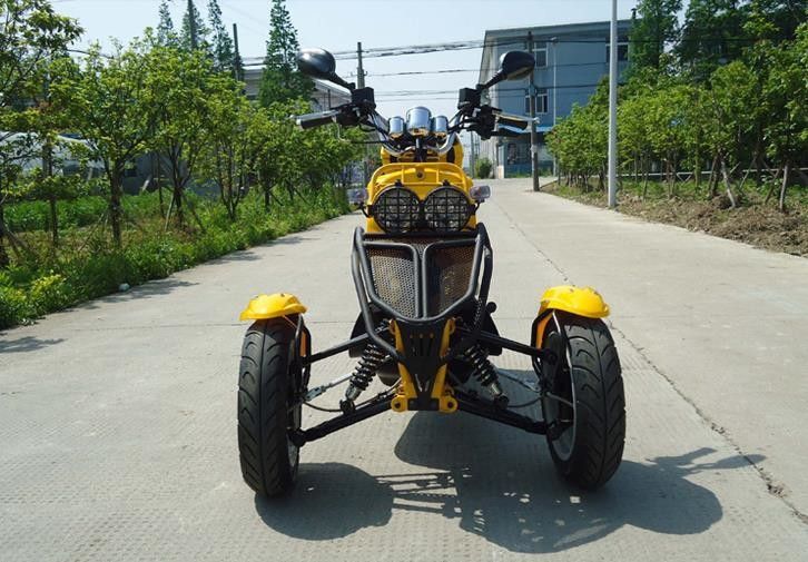 Type horizontal tri course du scooter 4 de tricycle de roue de la moto 50cc 3 de roue