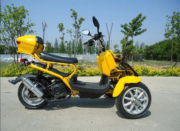 Type horizontal tri course du scooter 4 de tricycle de roue de la moto 50cc 3 de roue