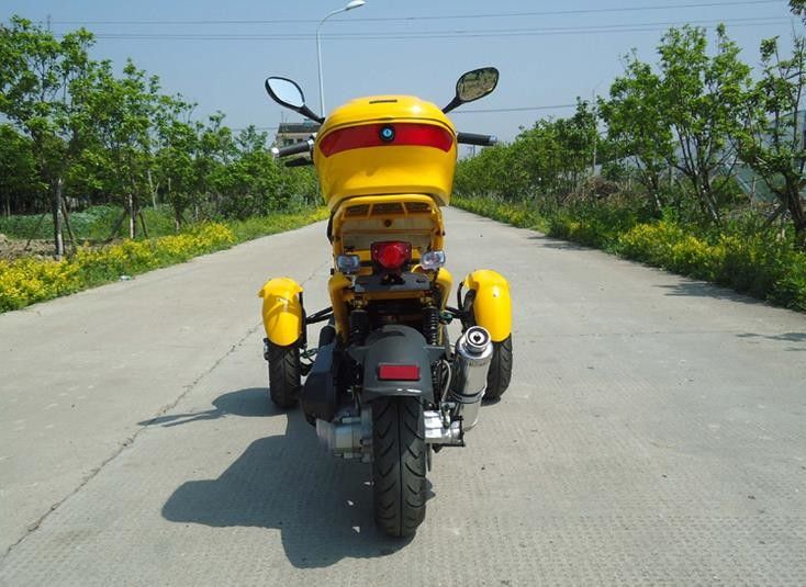 Type horizontal tri course du scooter 4 de tricycle de roue de la moto 50cc 3 de roue