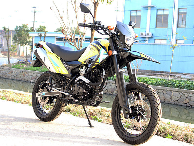250cc choisissent la moto de vélo de saleté refroidie par air de course du cylindre 4 avec la commande à chaînes