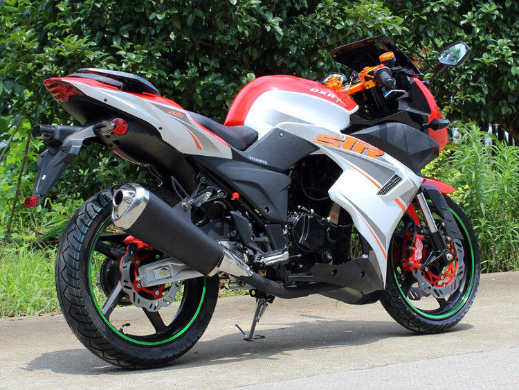 L'air simple de course du cylindre 4 a refroidi la moto du couperet 250cc avec le disque/frein à disque