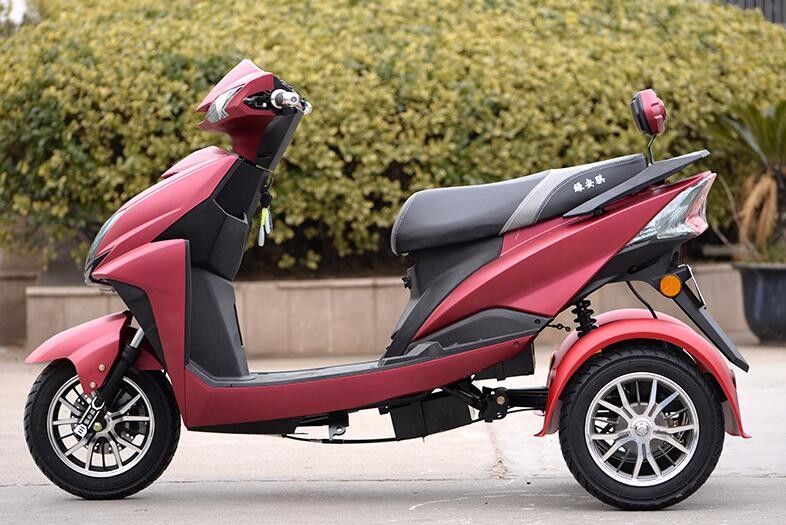 Aucun ne tombe 3 la vitesse maximum de la moto 60v 800w de scooter de roue 50 - 60km/H