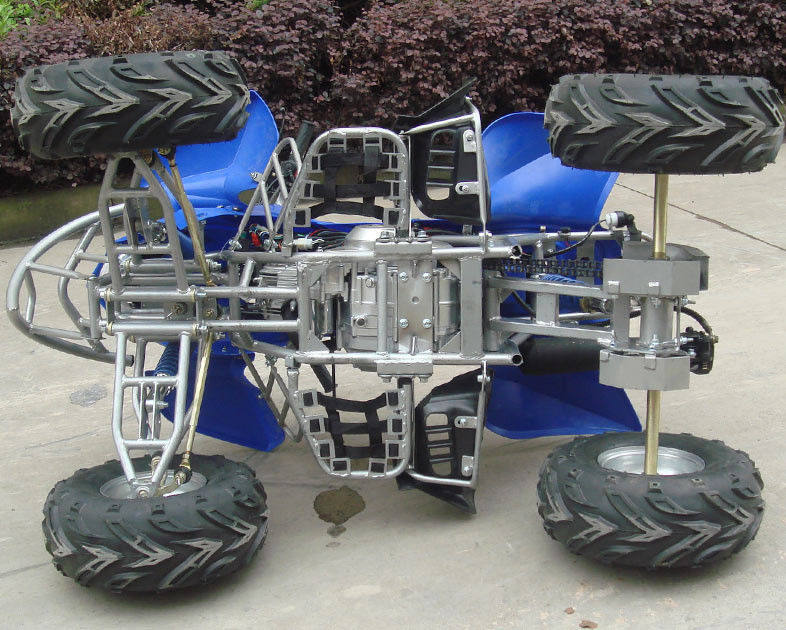 La jeunesse moyenne de la taille 110CC emballant l'air d'ATV s'est refroidie avec 7