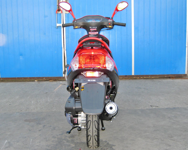 Aérez le scooter adulte refroidi 65 du scooteur 50CC d'allumage de CDI - opération de frein de main 70km/H
